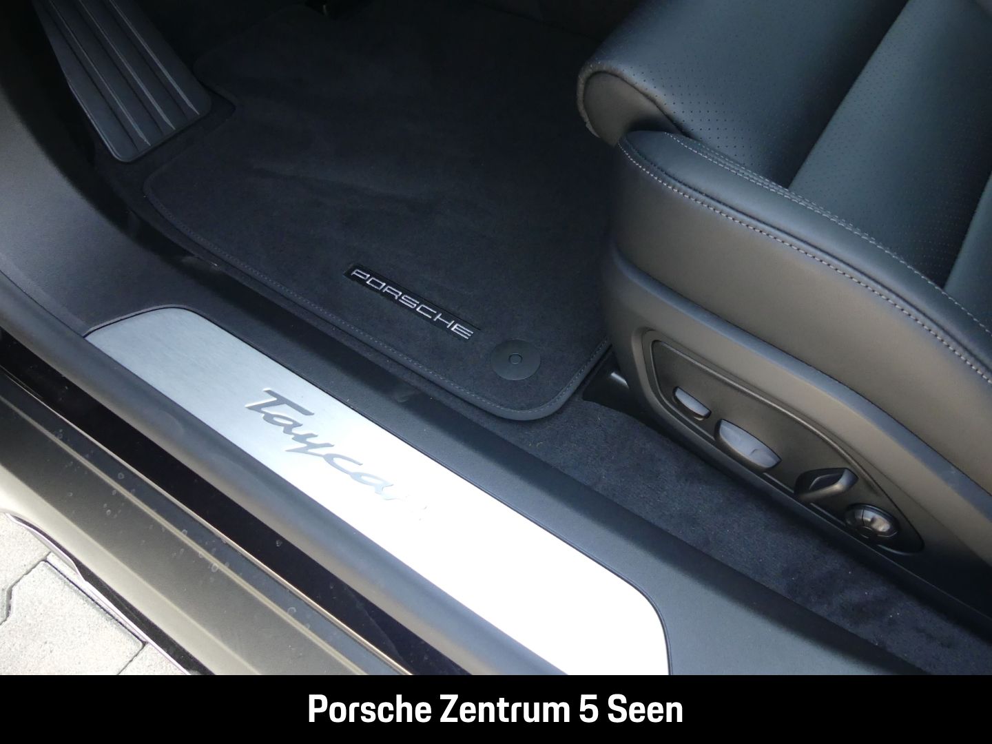 Porsche Taycan 4 Cross Turismo, 14-WEGE, BOSE, INNODRIVE