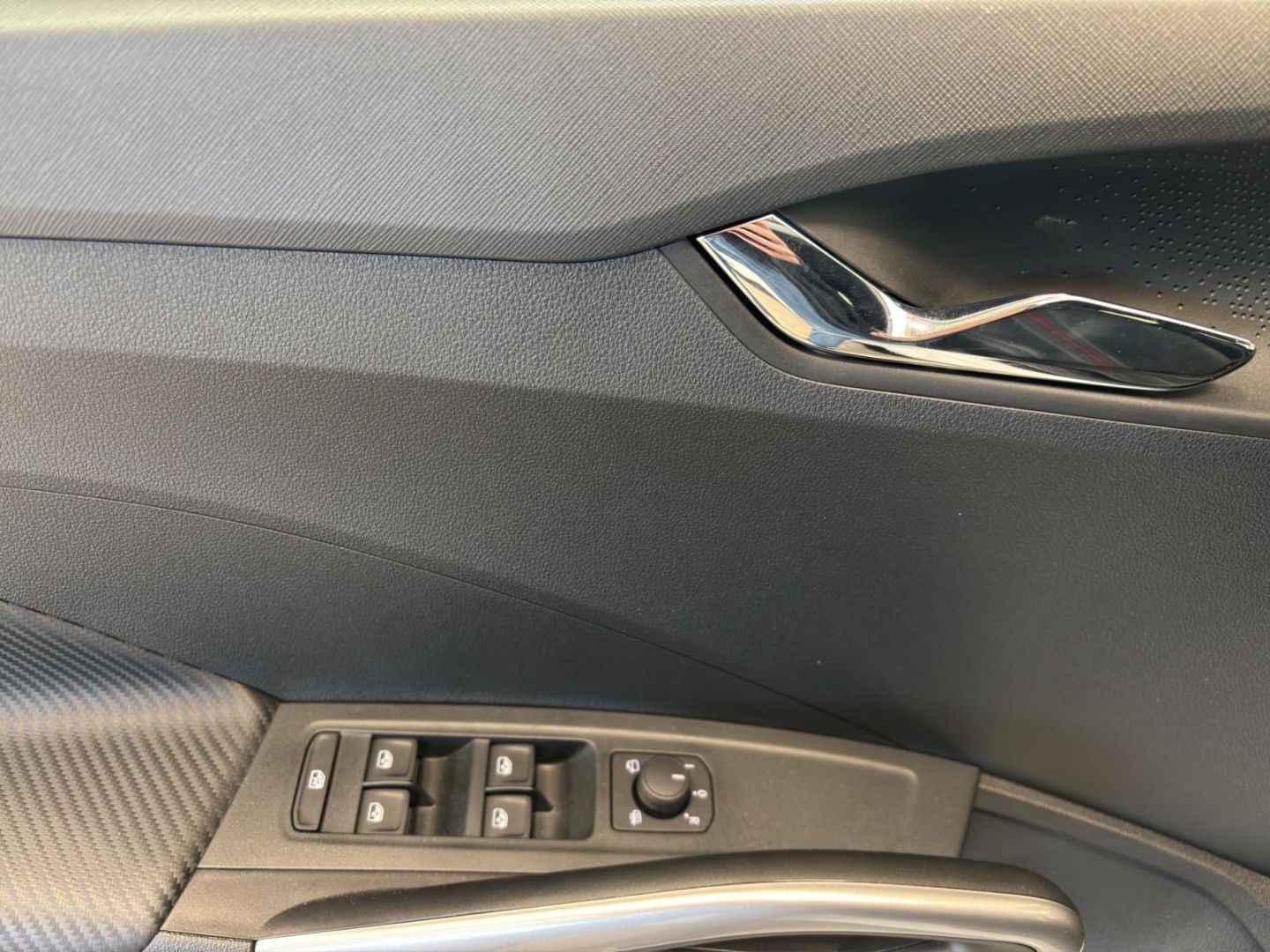 Skoda Fabia 130 1,5 TSI*INFOTAINMENT*FAHRASSISTENZ PLU