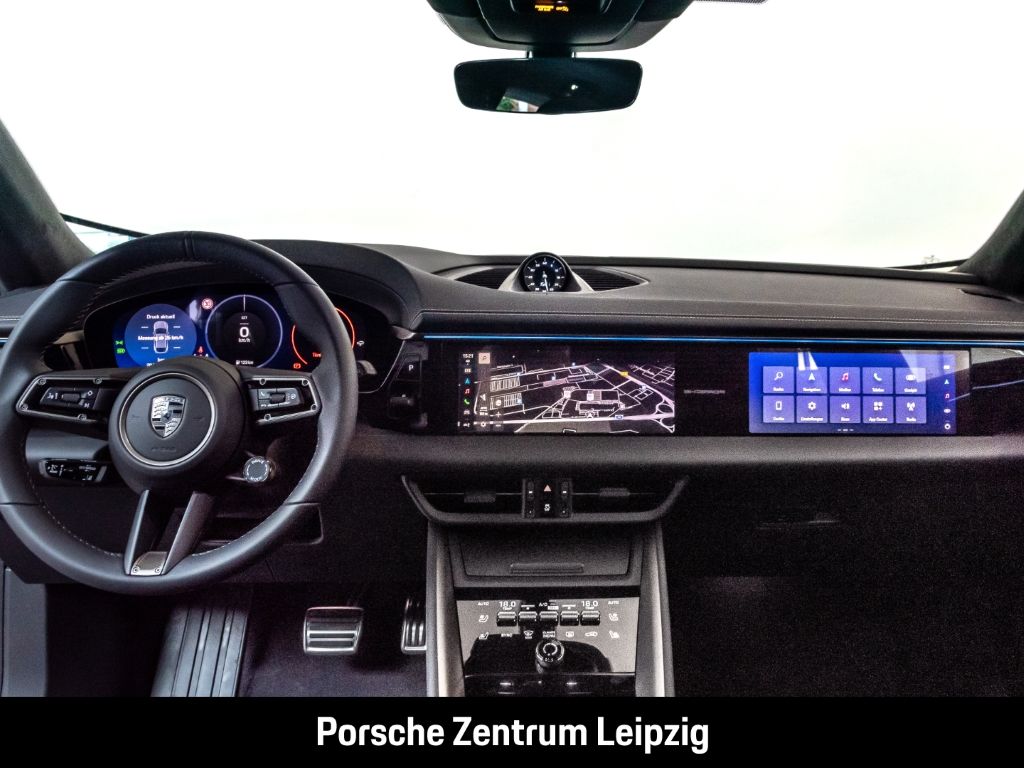 Porsche Macan Turbo - Samsaru's Car Outlet