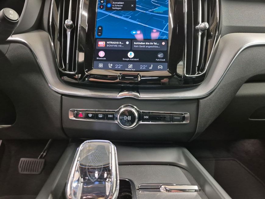 Volvo XC60 B4 D Plus Dark  Business*Sound H&K*360°View