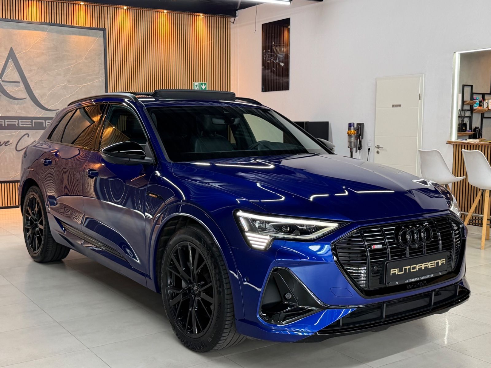 Audi E-tron 55 Quattro S-Line*PANO*AHK*HuD*NIGHT*B&O*