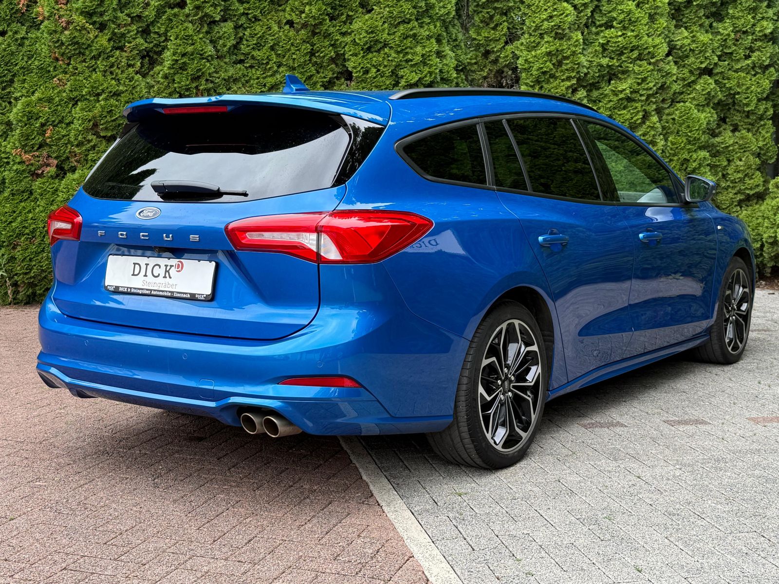 Ford Focus Tur. 1.5 EB Aut. ST-Line X - Samsaru's Car Outlet