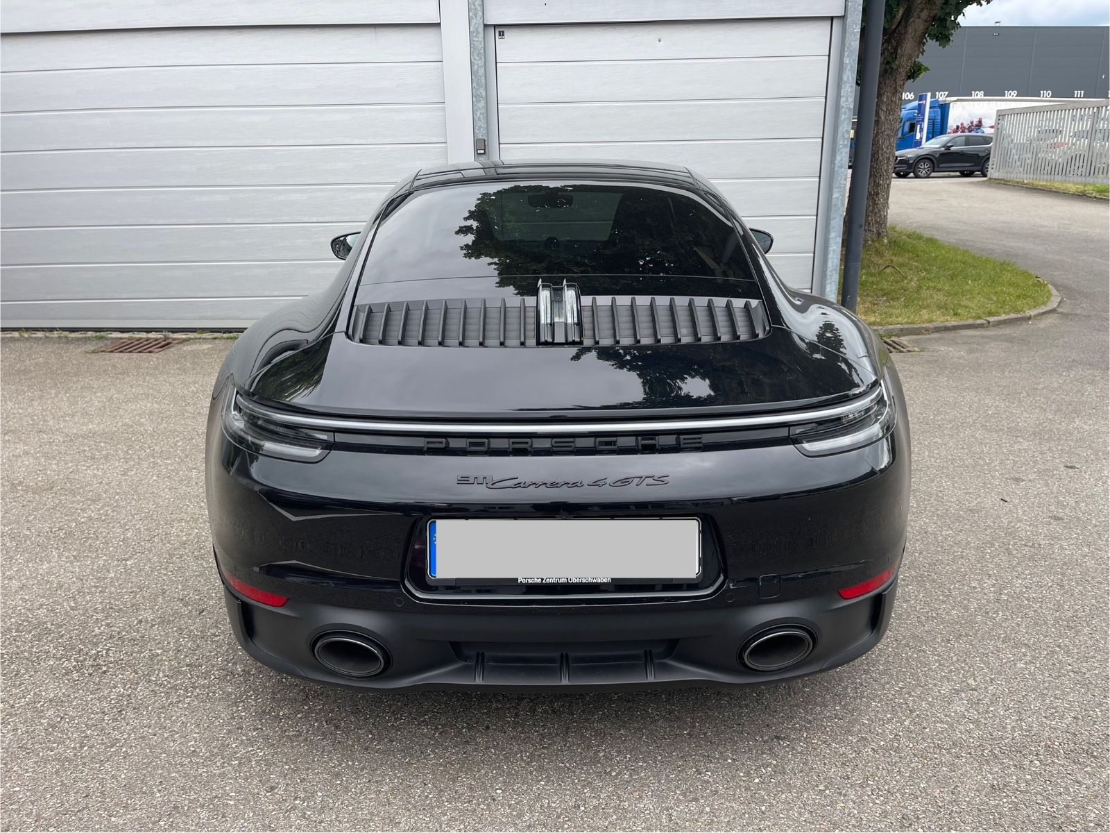 Porsche 992 4 GTS Coupe - Samsaru's Car Outlet