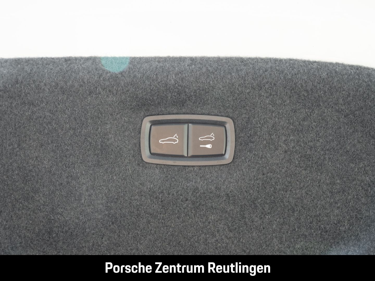Porsche Taycan Turbo BOSE Panoramadach Surround-View LED