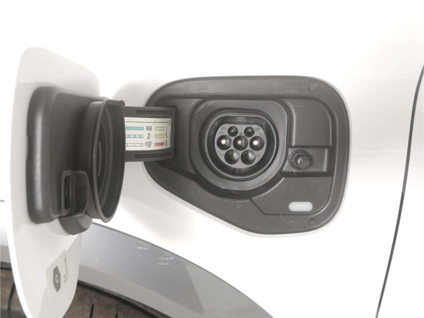 Cupra Formentor 1.4 DSG e-Hybrid AHK/P-Dach/NAV/RFK/SH