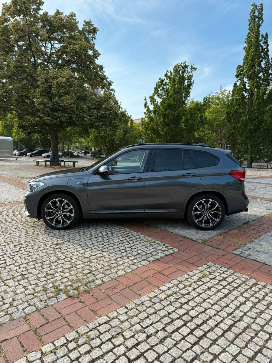 BMW X1 xDrive 25 e M Sport - Samsaru's Car Outlet