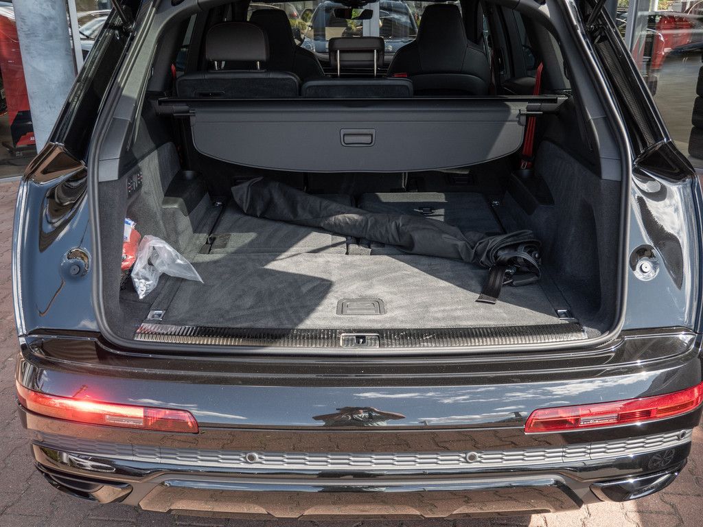 Audi Q7 50 TDI quattro competition plus AHK STANDHZ.