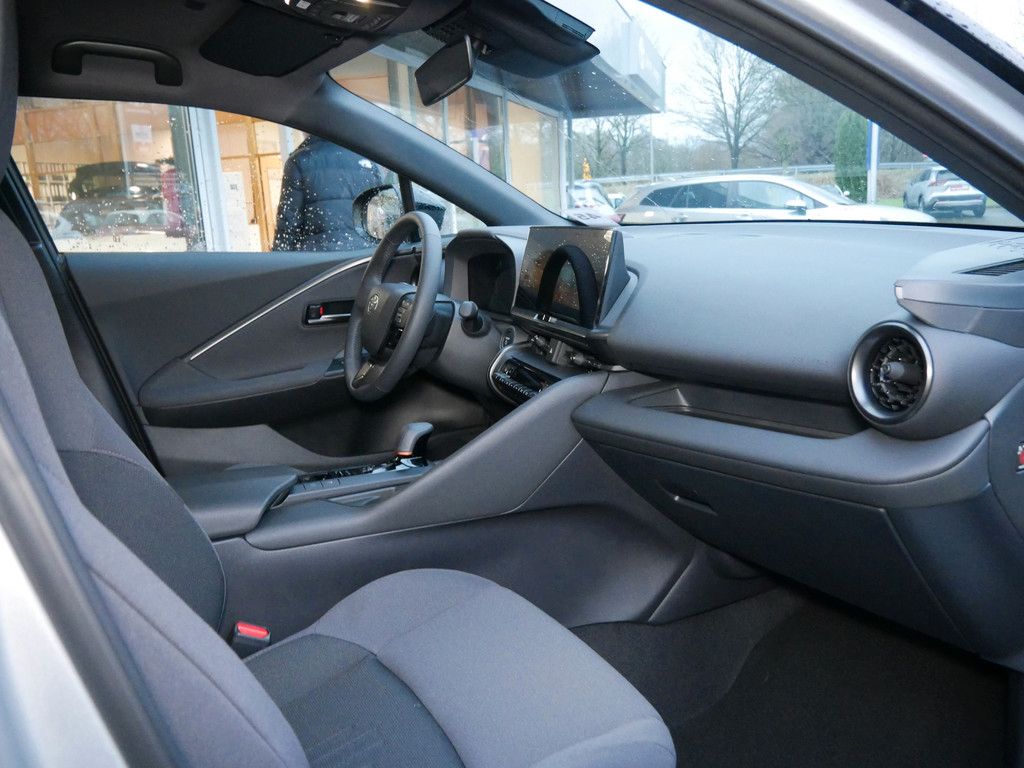 Toyota C-HR Hybrid Team D 2,0 SHZ NAVI ACC PDC LED