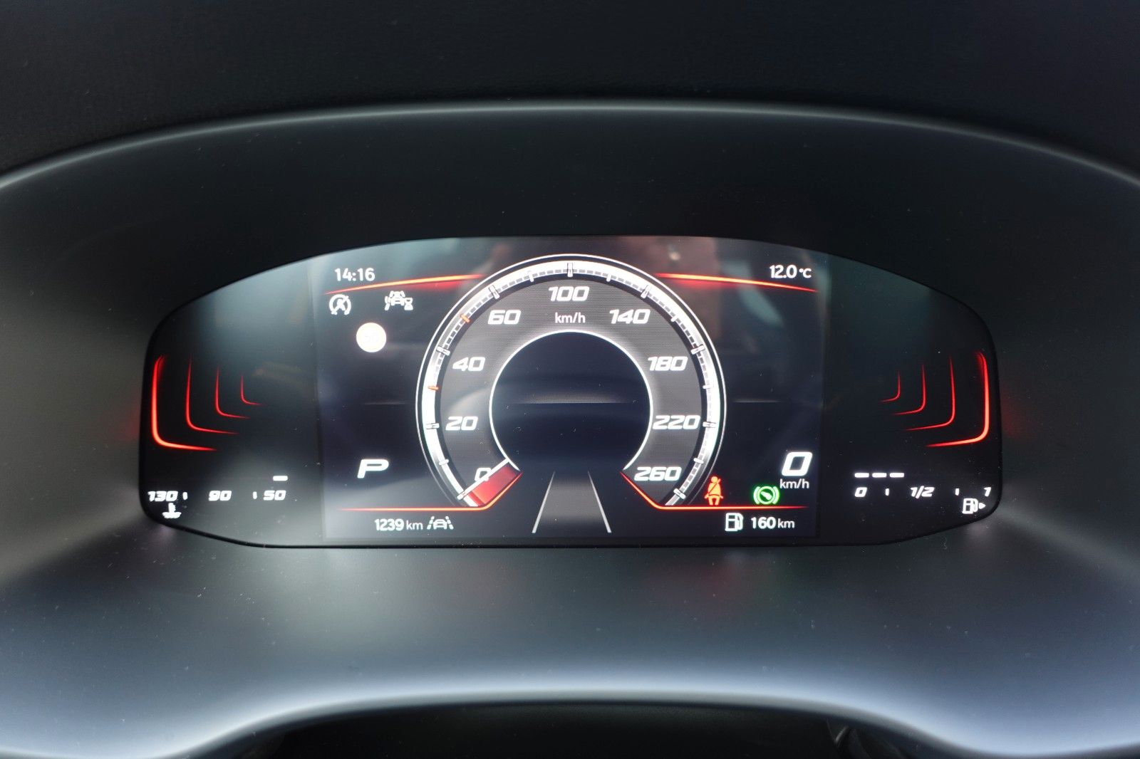 Seat Ateca 1,5 TSI DSG Style AHK RFK ACC NAV