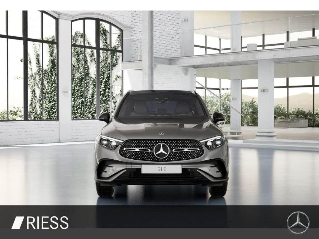 Mercedes-Benz GLC 300 e 4MATIC AMG SPORT PANO AHK HUD DISTR BU