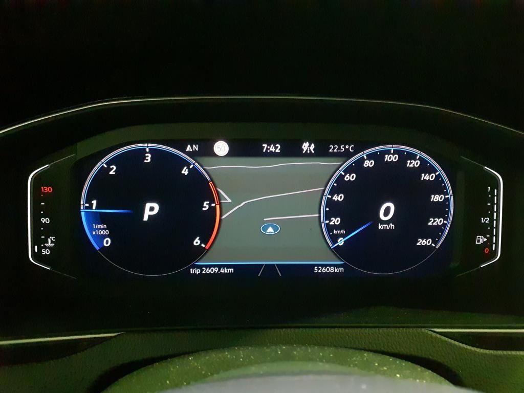 Volkswagen Passat Variant 4Motion *AHK*PANO*360°*ACC*MATRIX
