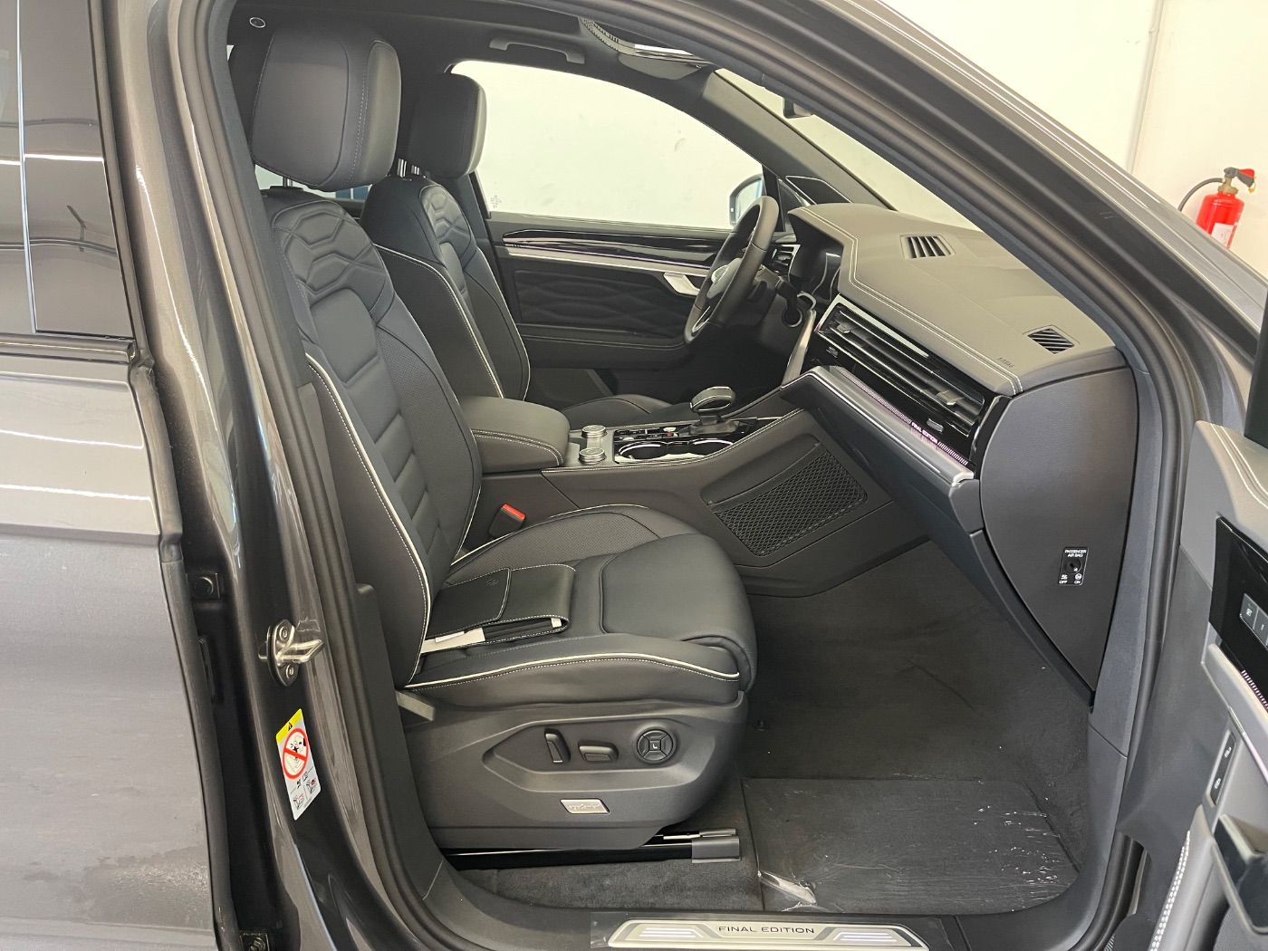 Volkswagen Touareg 3.0 TDI 4Motion R-Line Final Edition