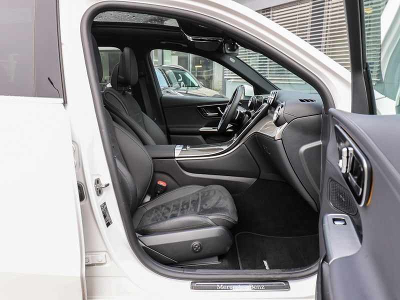 Mercedes-Benz GLC 300 de 4M AMG-Sport/Pano/AHK/Distr/Memo/20'