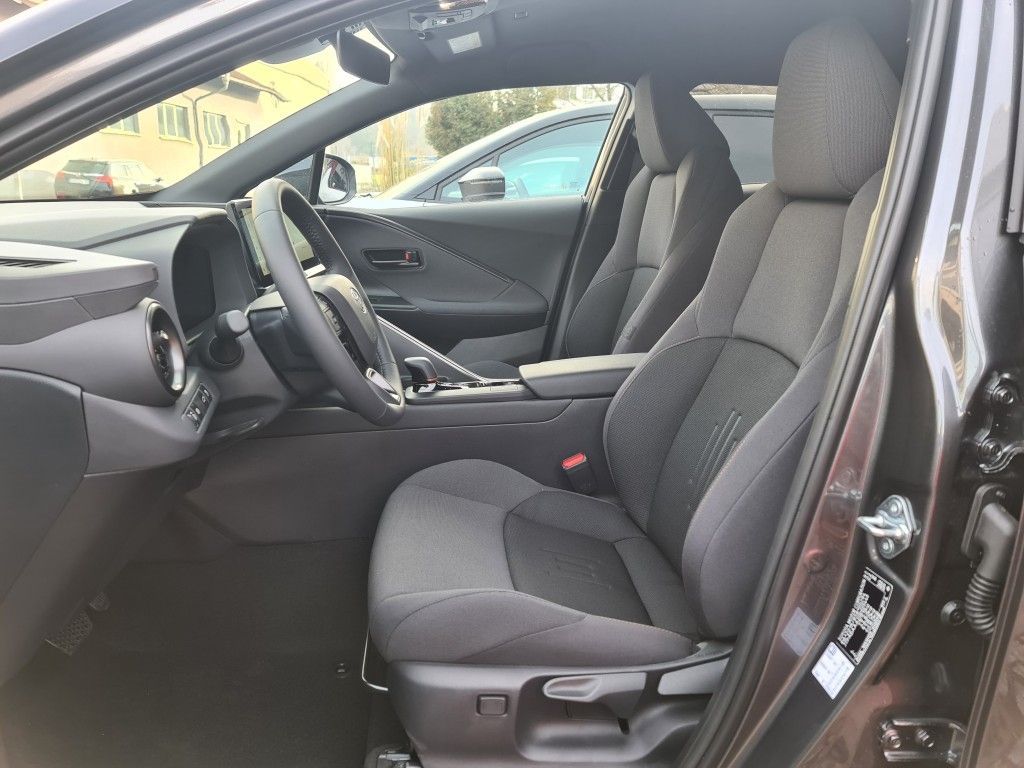 Toyota C-HR 2.0 Hybrid Team Deutschland (AX2)