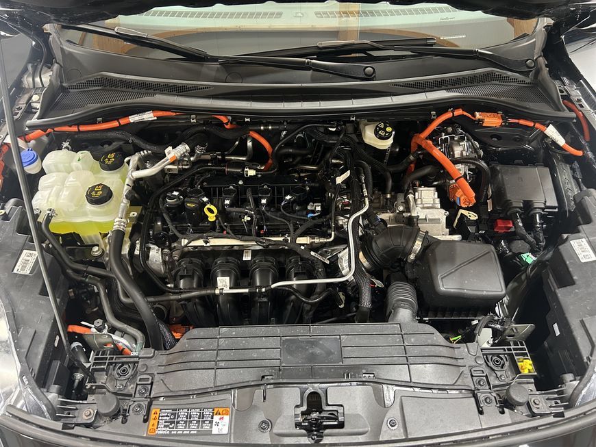 Ford Kuga 2.5 Duratec PHEV ST-LINE X *PANO*AHK*
