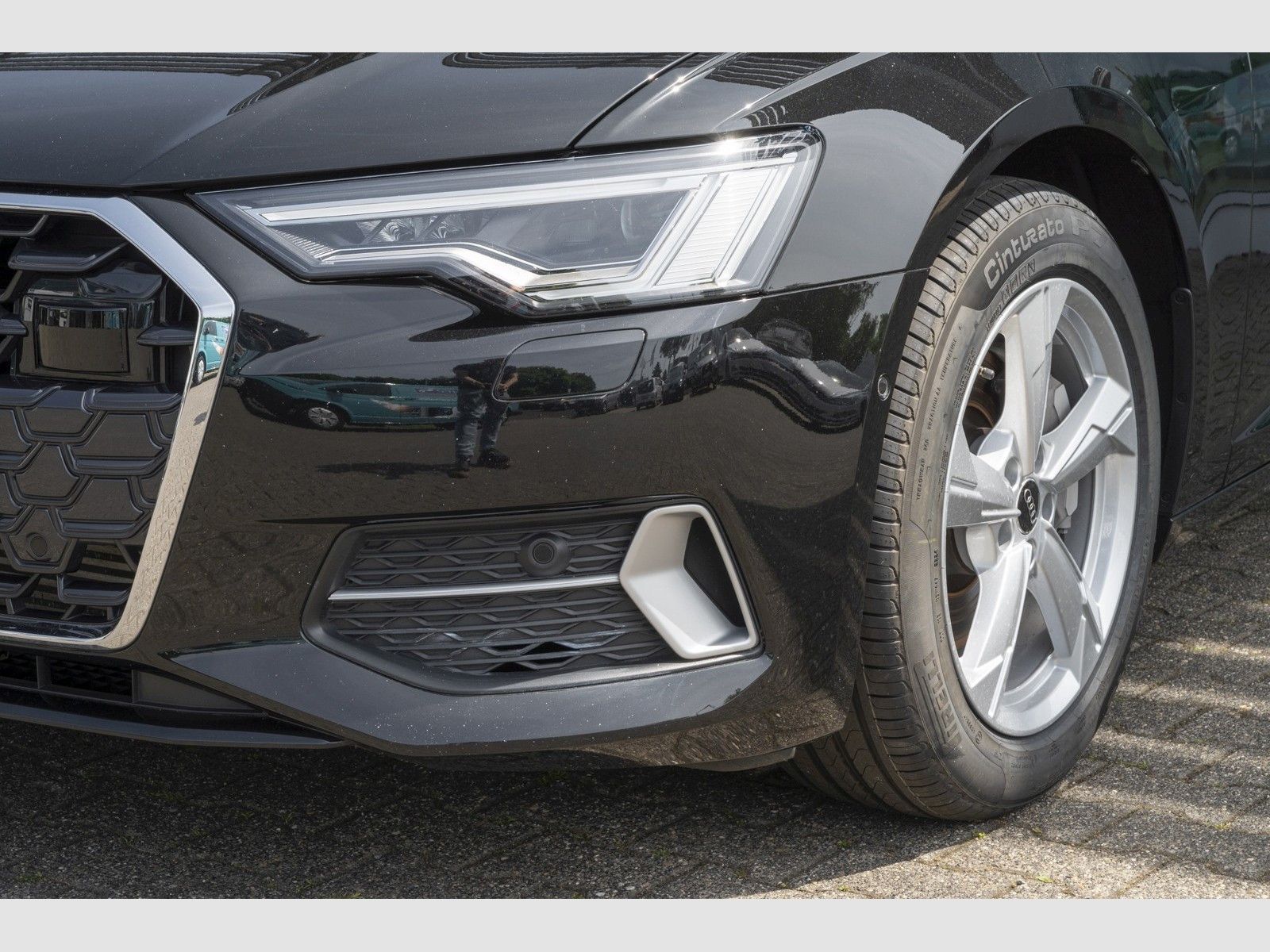 Audi A6 Avant 45 TFSI advanced - Samsaru's Car Outlet