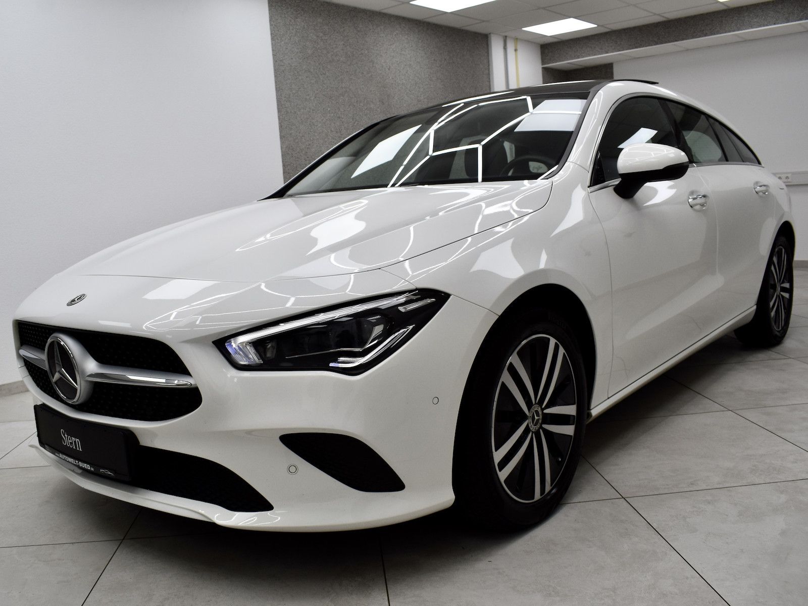Mercedes-Benz CLA 200 Shooting Brake 4M - Samsaru's Car Outlet