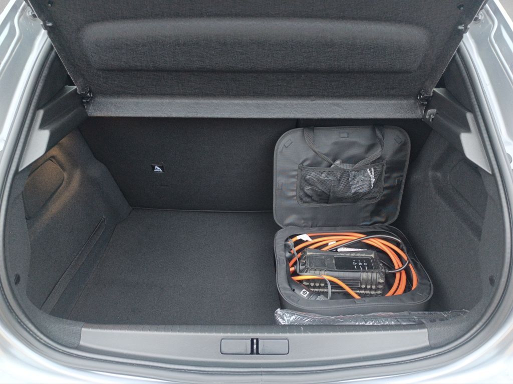 Peugeot 208 Active Pack - Samsaru's Car Outlet