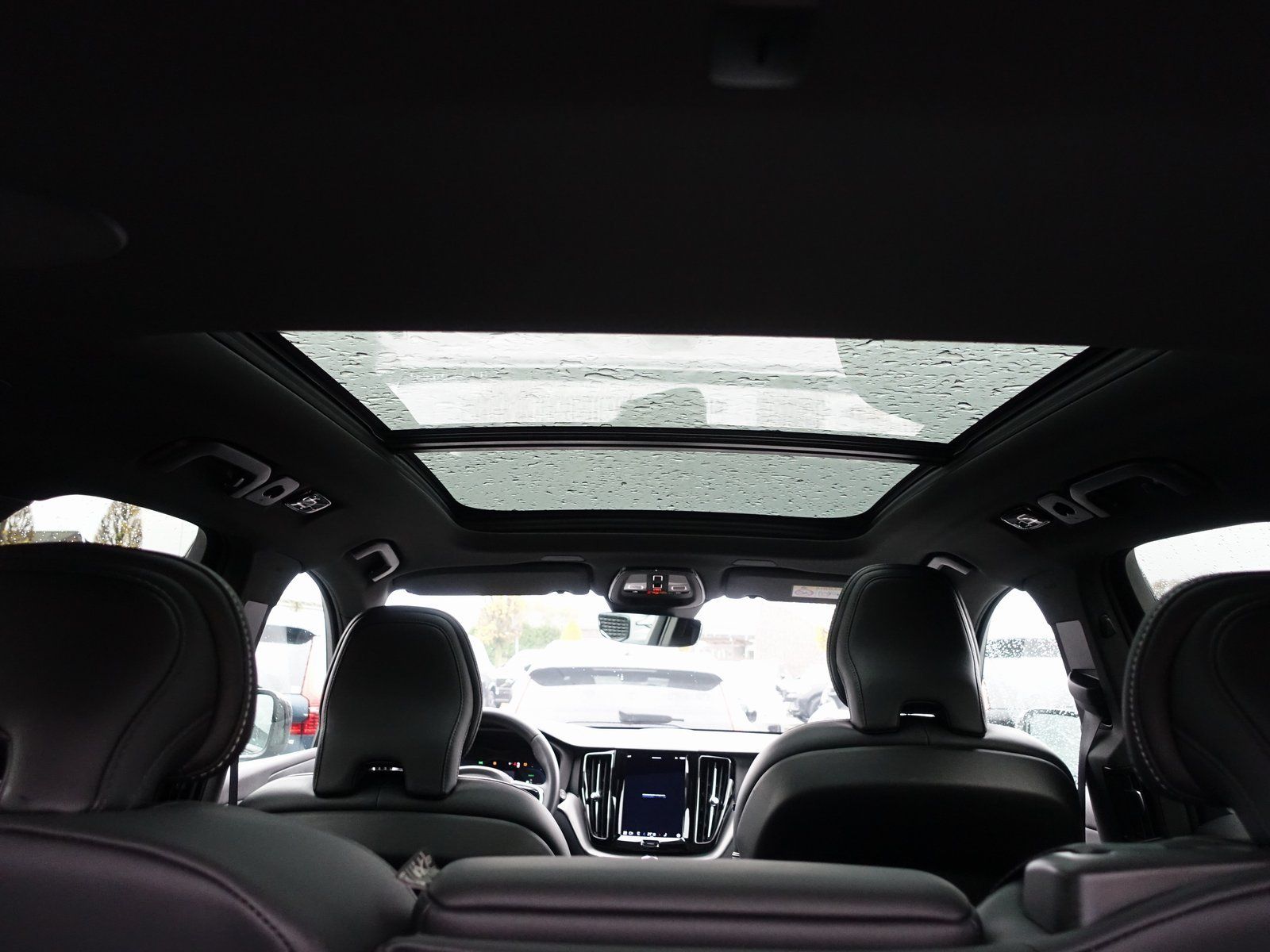 Volvo XC60 Recharge T8 AWD Plus Dark/Pano/CAM/AHK