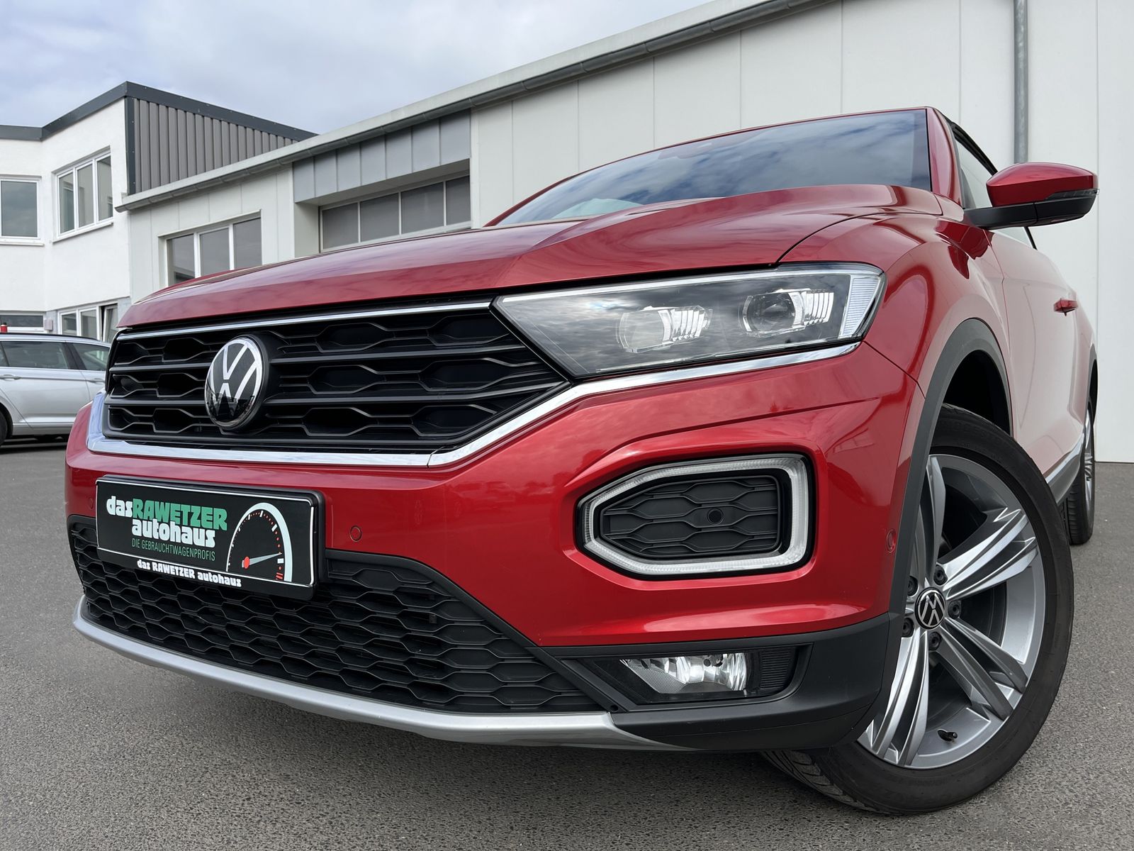 Volkswagen T-Roc Cabriolet 1.5 TSI DSG Style - Samsaru's Car Outlet