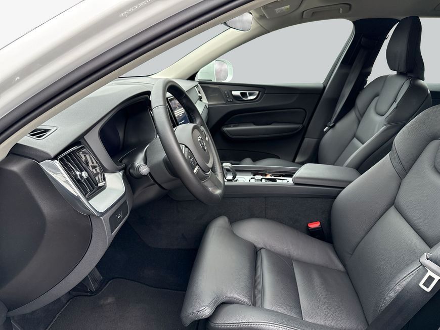 Volvo XC60 B5 B AWD Core