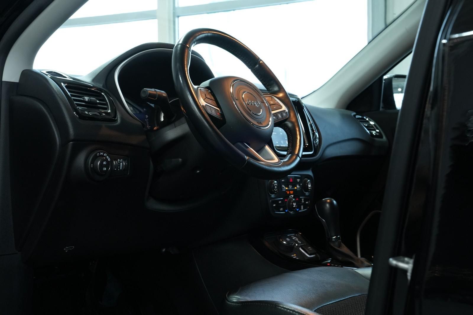 Jeep Compass Limited 4X4 *AUT*NAV**KEYLEES*LEDER*AHK*