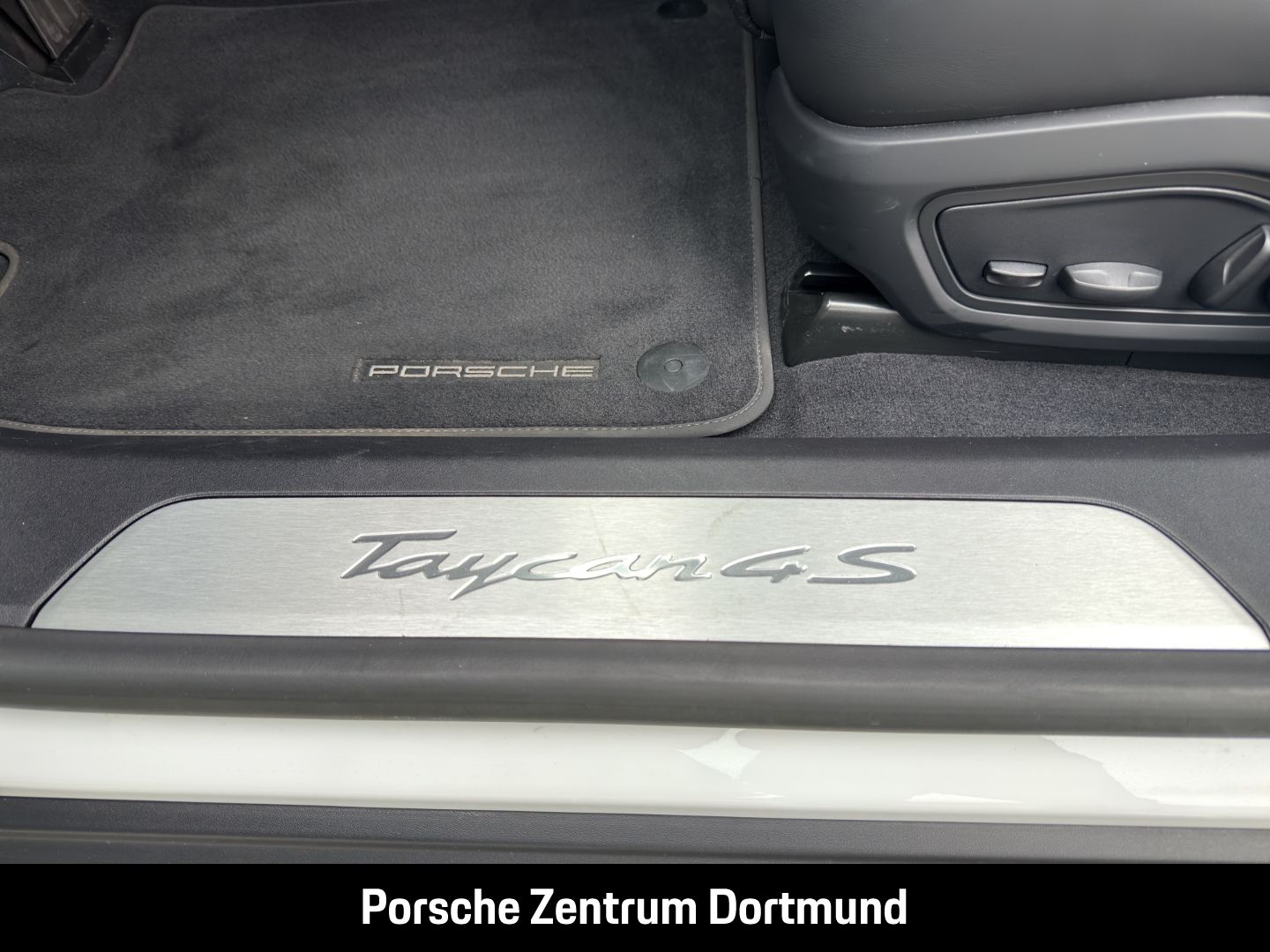 Porsche Taycan 4S BOSE Panoramadach Performancebatterie+