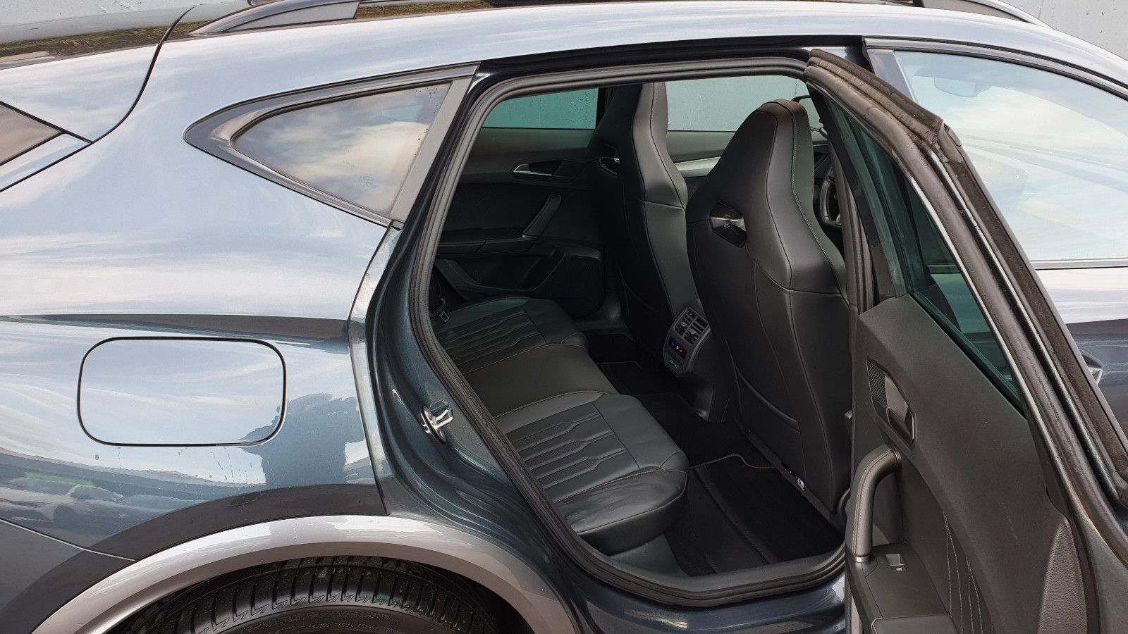 Cupra Formentor 1.4 e-HYBRID VZ DSG Pano/Leder/360/AHK