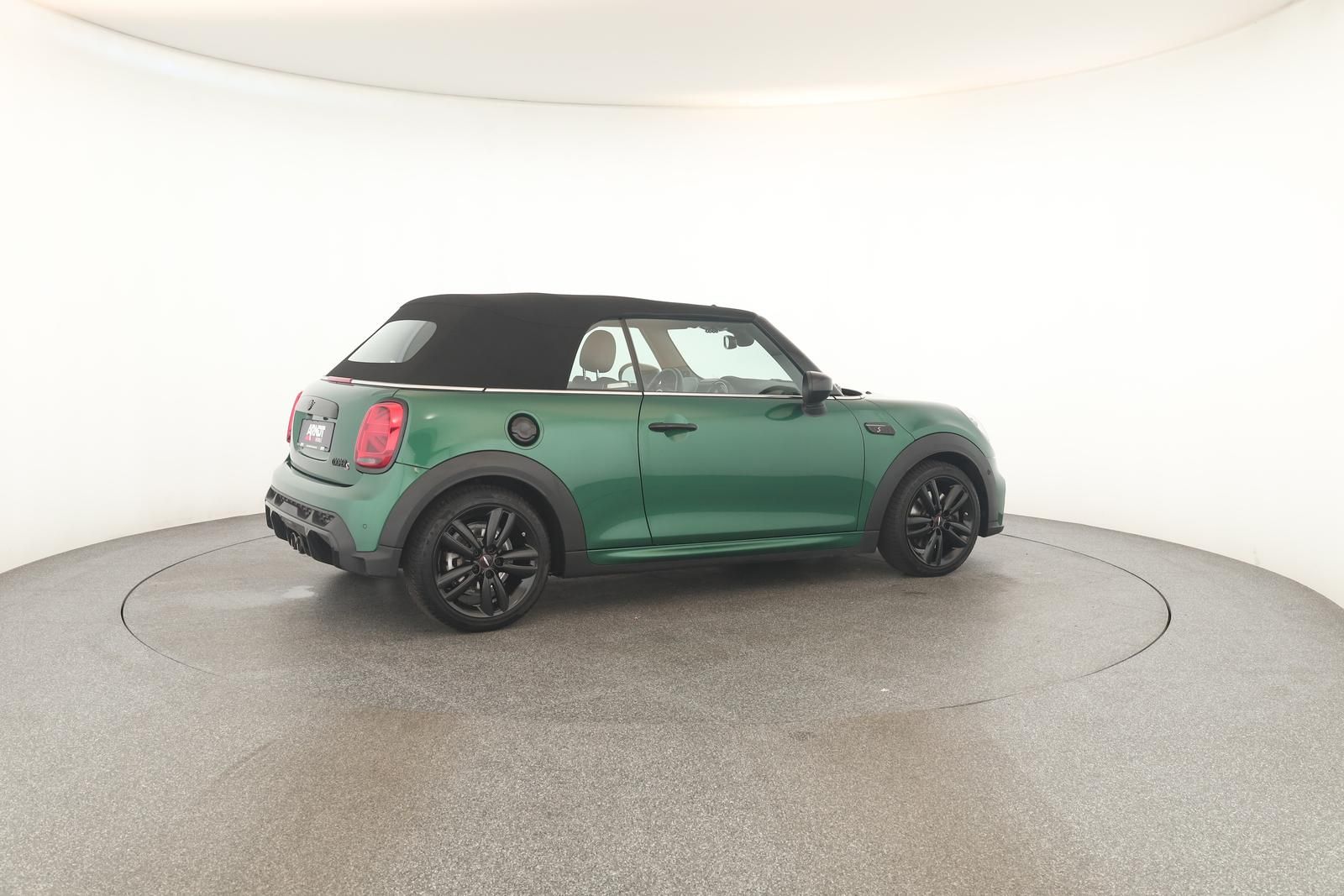 MINI Cooper S Cabrio JCW Premium+ - Samsaru's Car Outlet