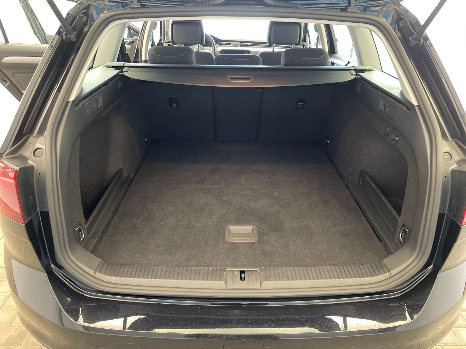 Volkswagen Passat - Passat Variant Business 2.0 TDI 4M DSG