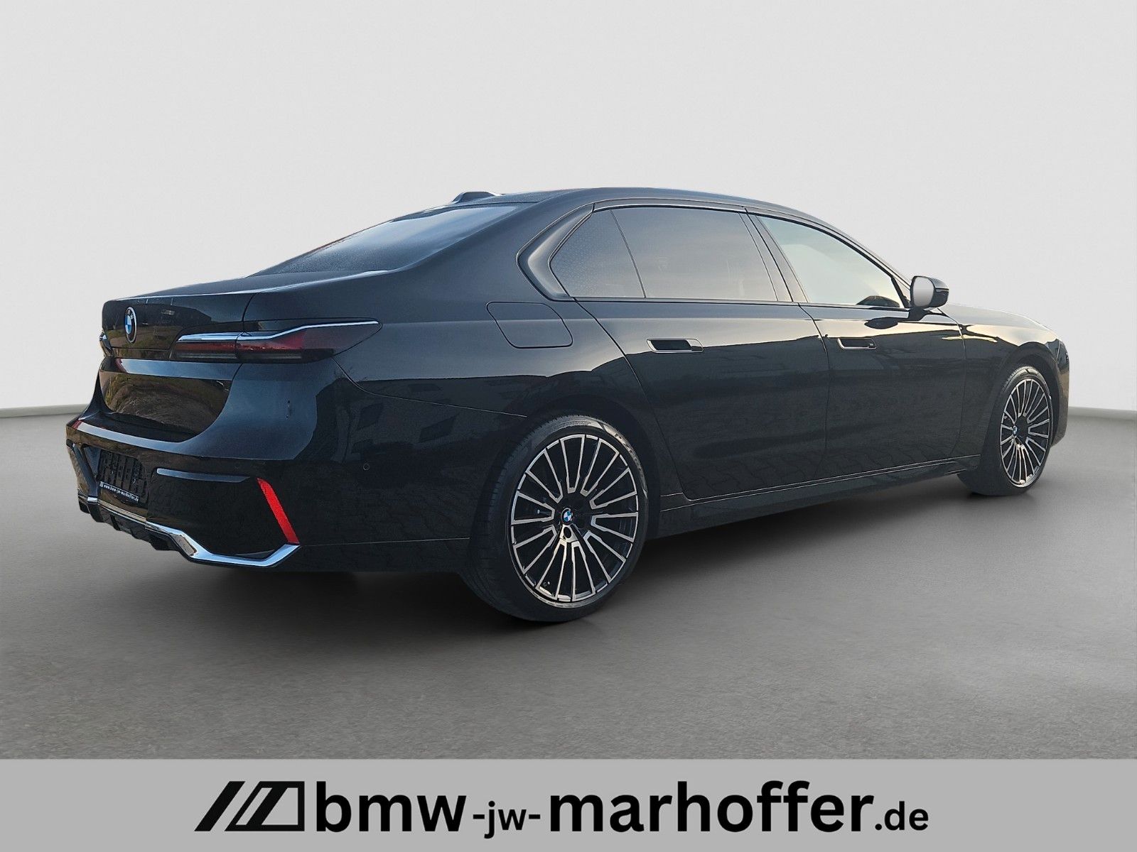 BMW 740 d xDrive MSport Iconic Massage Standhzg