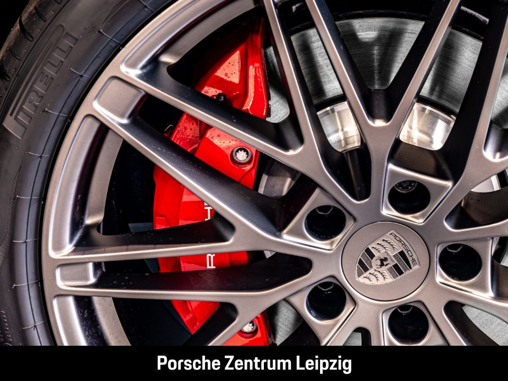 Porsche Macan Turbo - Samsaru's Car Outlet