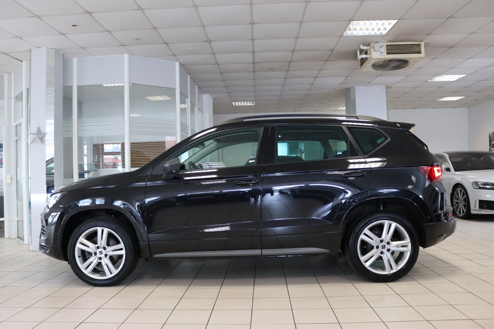 Seat Ateca FR Kamera Memory STHZ AHK Pano DAB+