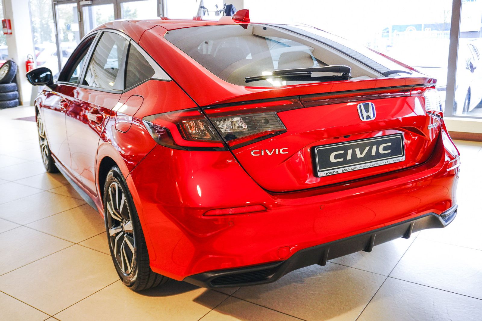 Honda Civic e:HEV 2.0 i-Hybrid e-CVT ELEGANCE Ganzjahr
