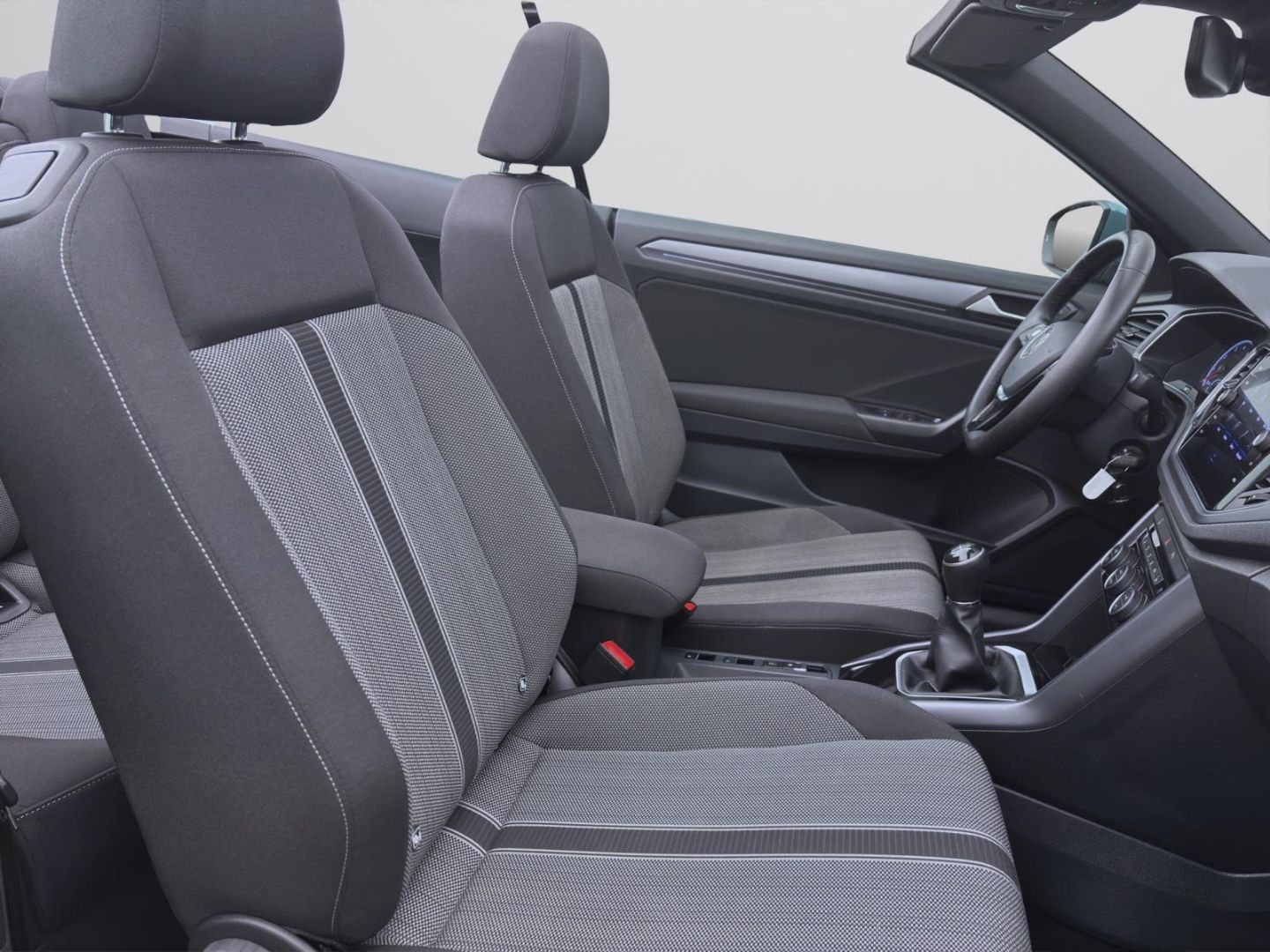 Volkswagen T-Roc Cabrio 1.0 TSI STYLE - Samsaru's Car Outlet