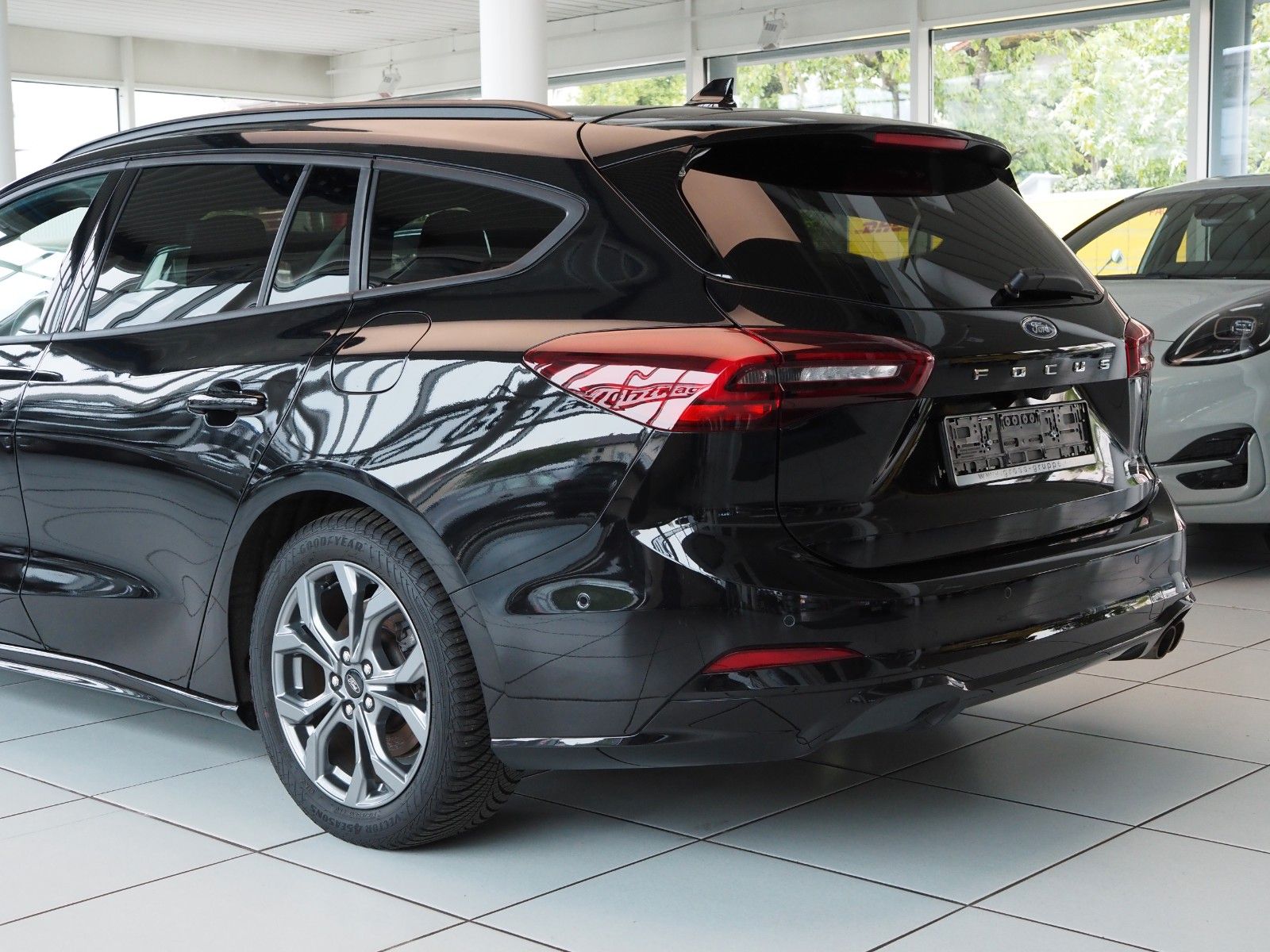 Ford Focus Turnier ST-Line X ACC/LED/B&O/HeadUp/DAB