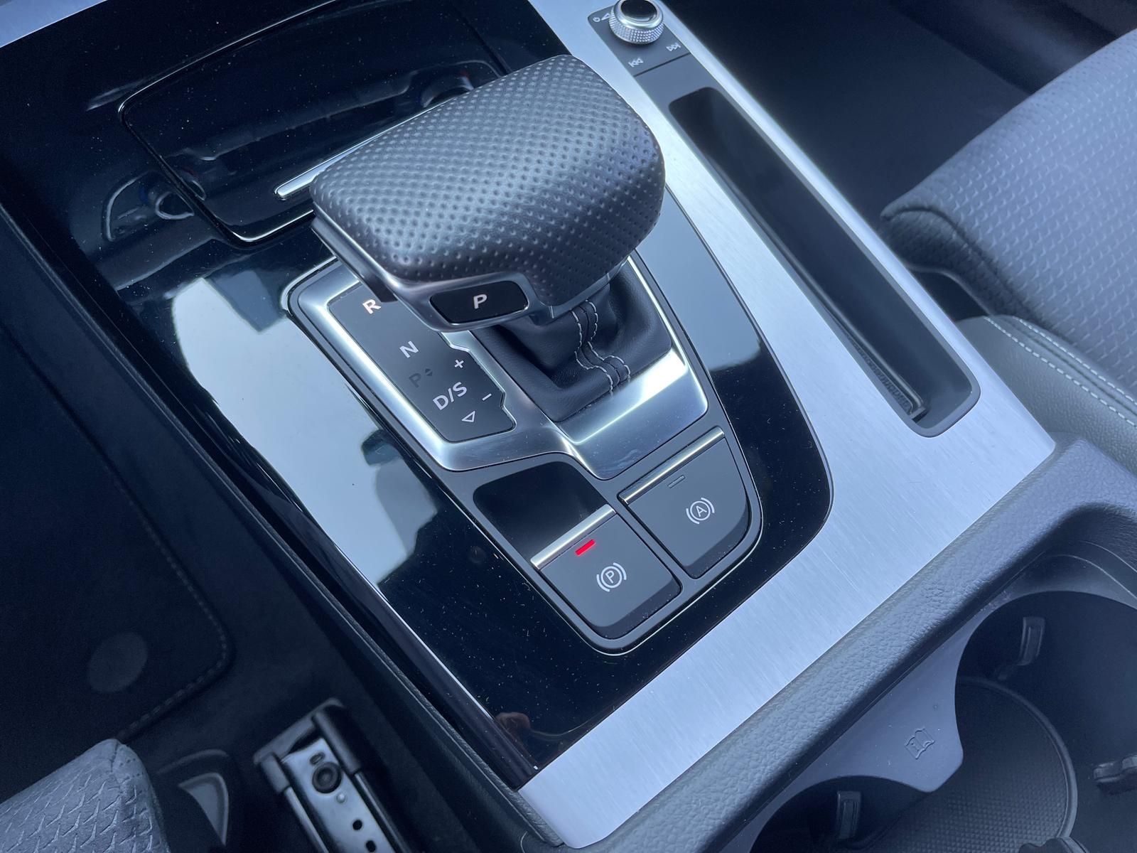 Audi Q5 40 TDI quattro S-Line - Samsaru's Car Outlet
