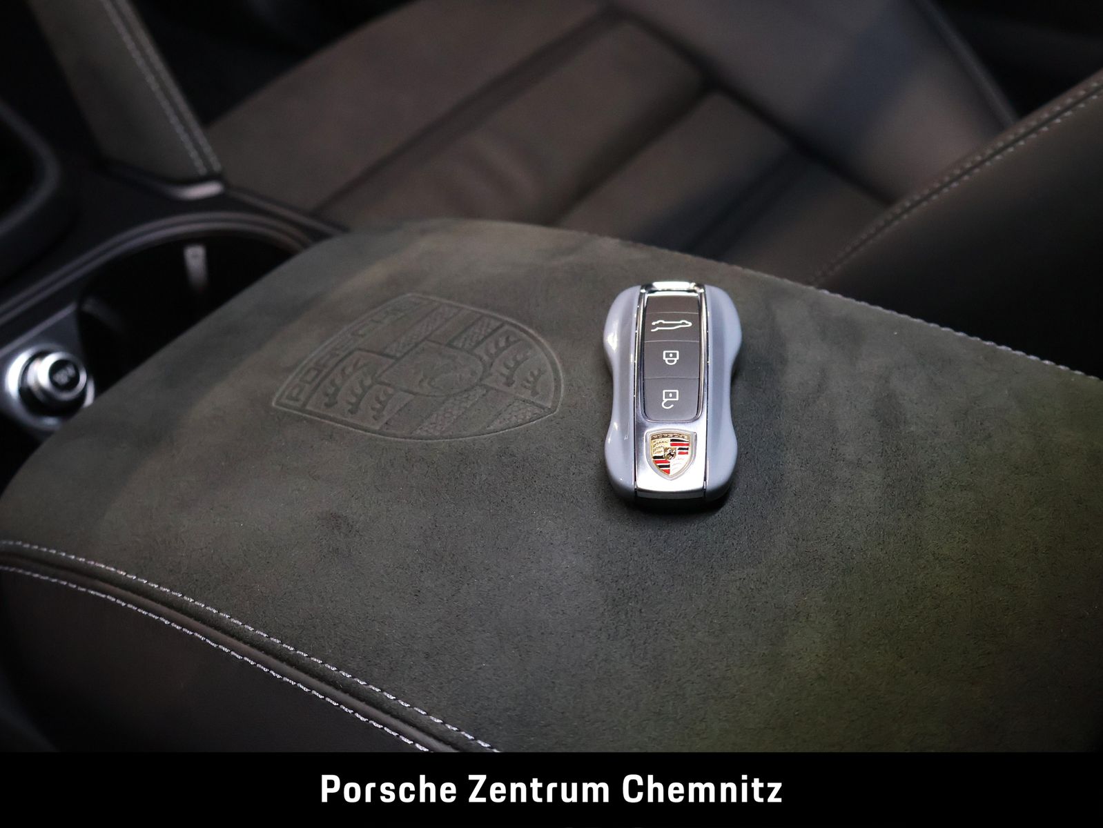 Porsche Cayenne GTS HA-Lenkung;Chrono;Head-Up;Pano