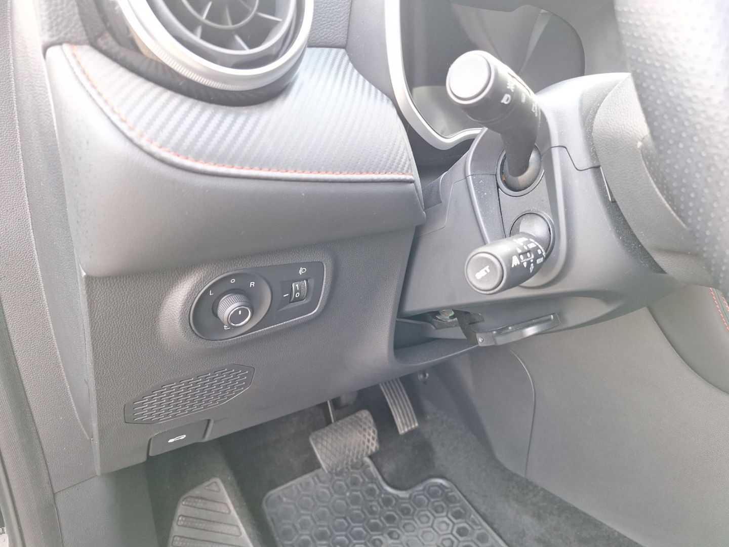 MG ZS EV MAXIMAL LUXERY NAVI PANORAMA LED PDC RFK