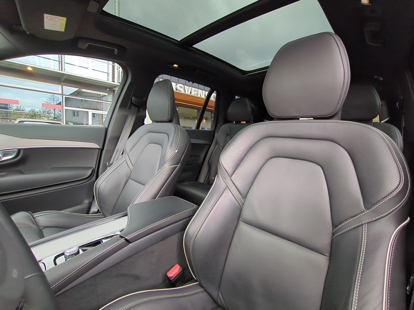 Volvo XC90 Plus Bright Recharge Plug-In Hybrid AWD 7-S