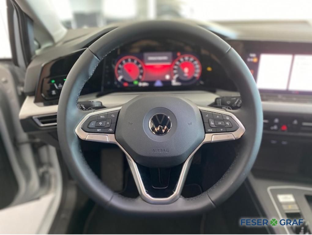 Volkswagen Golf VIII Variant Life - Samsaru's Car Outlet