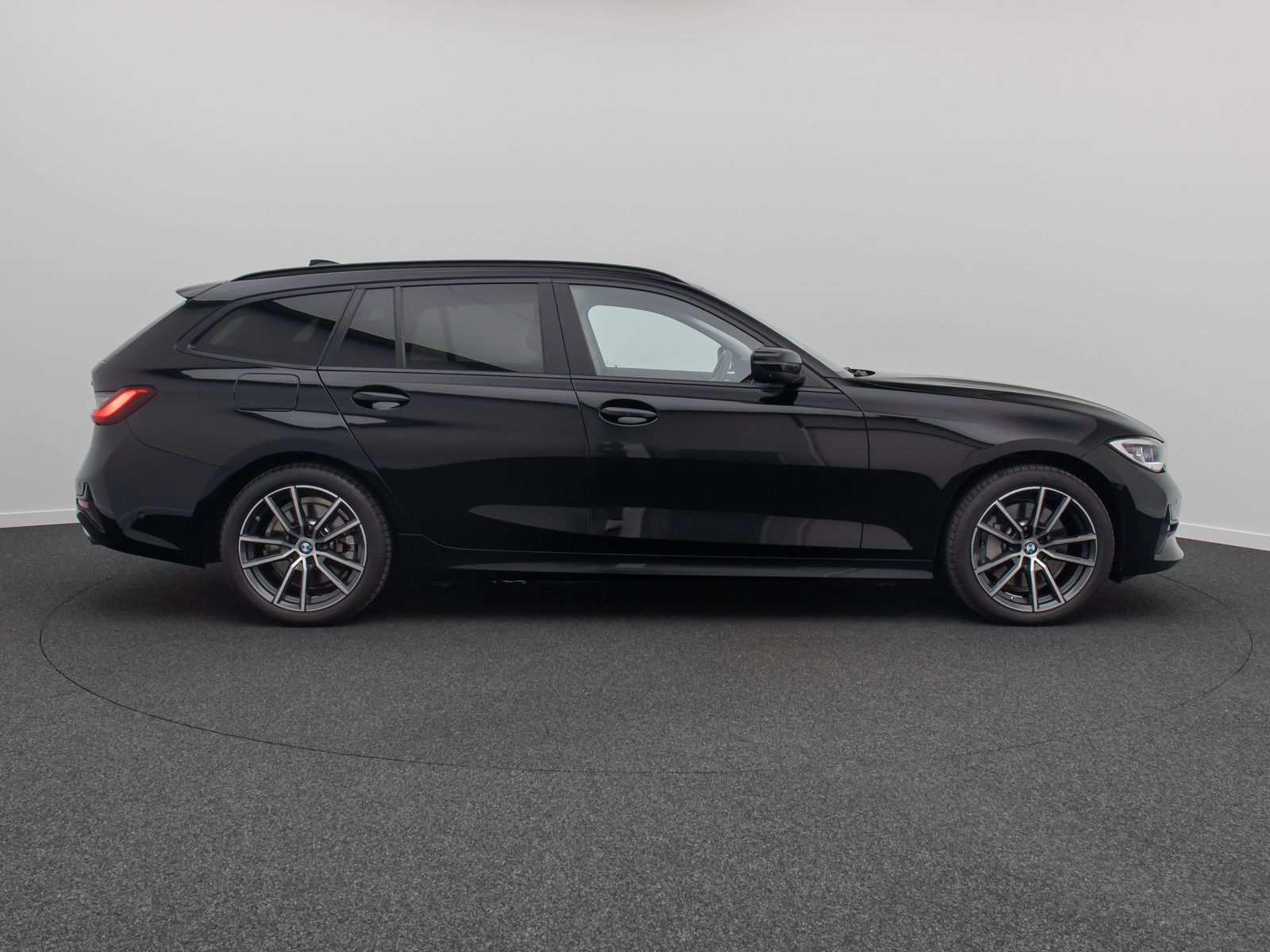 BMW 330e xD - Samsaru's Car Outlet
