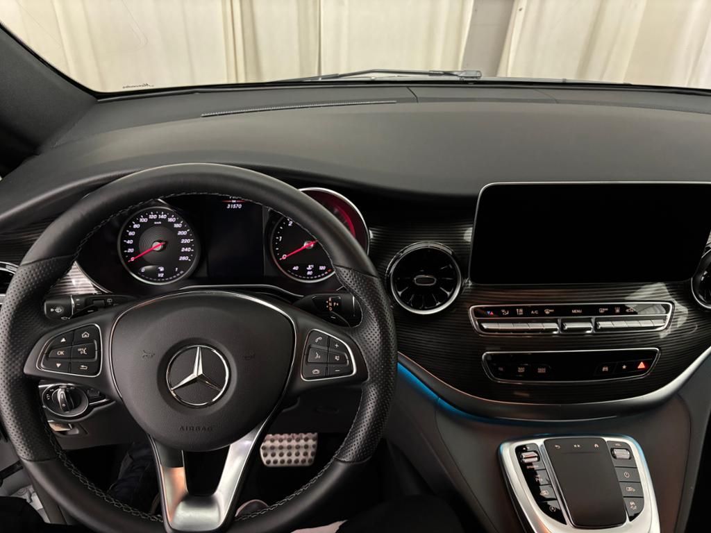Mercedes-Benz V 300 d 4M AMG - Samsaru's Car Outlet