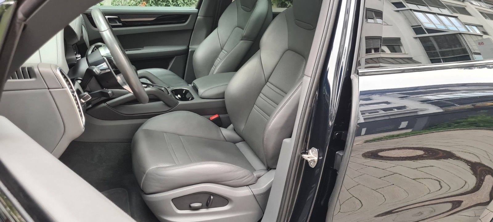 Porsche Cayenne Coupe E-Hybrid,LuftFe,AHK,ALU21,Kame360