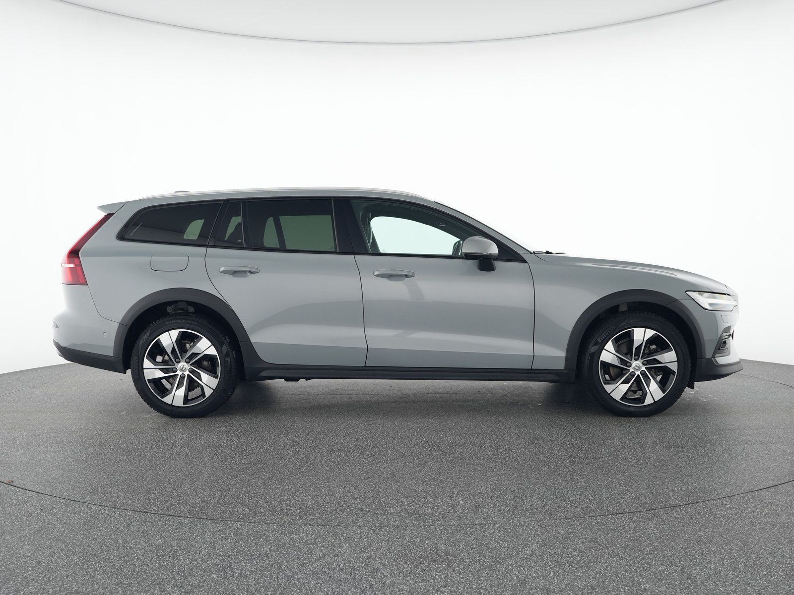 Volvo V60 CC B4 AWD Ultimate SONDERFINANZIERUNG 1,99%