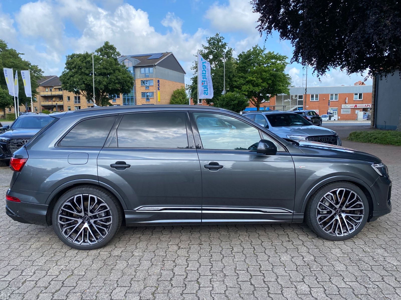 Audi Q7 50 TDI S line 7 Si  Panorama Allradlenkung 22