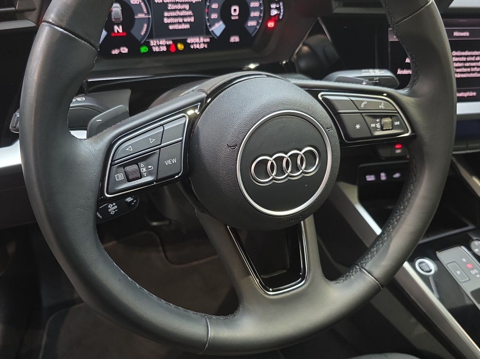 Audi A3 Sportback 40 TFSIe PDC NAVI+ KLIMA LM