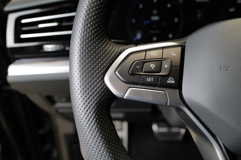Volkswagen Touareg 3.0TDI R-Line BlackStyle Offroad HuD 360