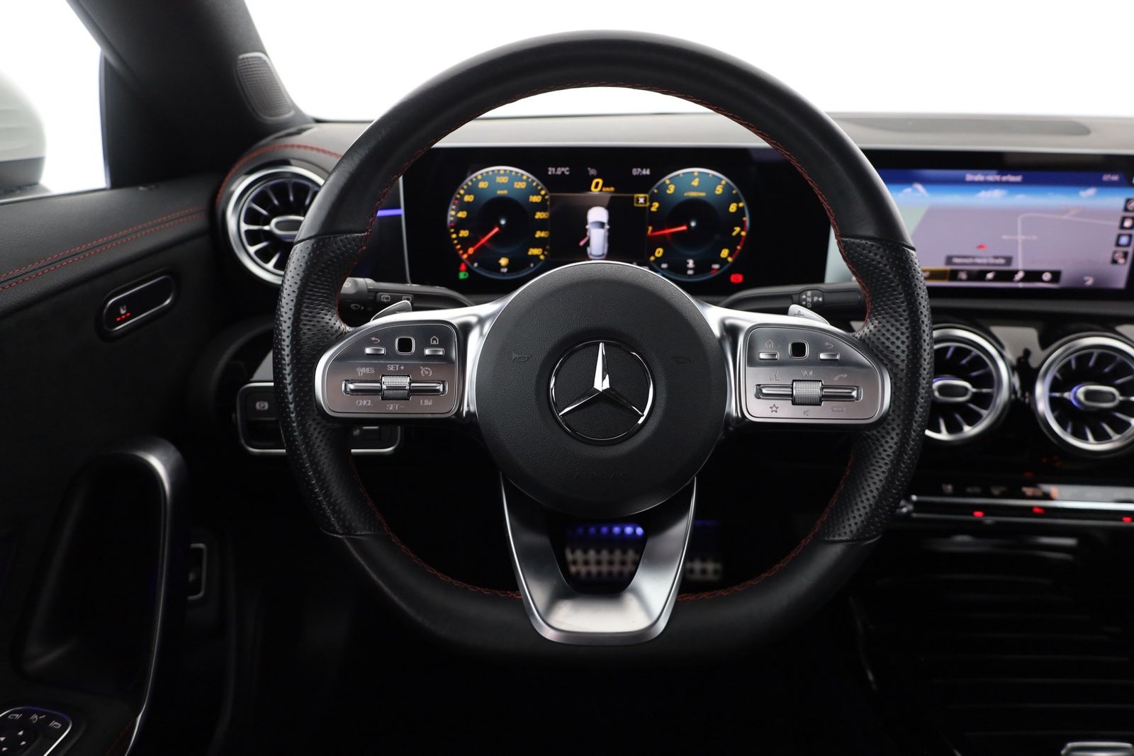 Mercedes-Benz CLA 35 AMG - Samsaru's Car Outlet