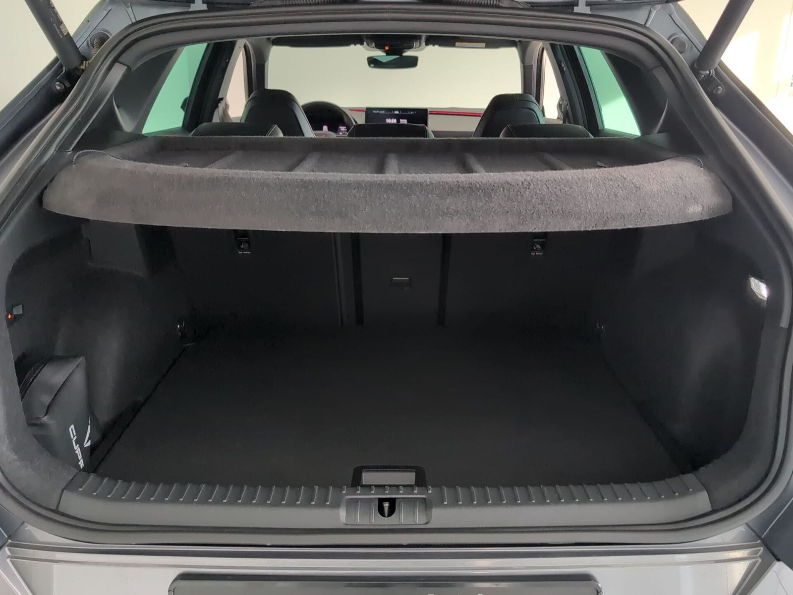 Cupra Formentor 2.0 TSI VZ AHK PANO LEDER COPPER MATT